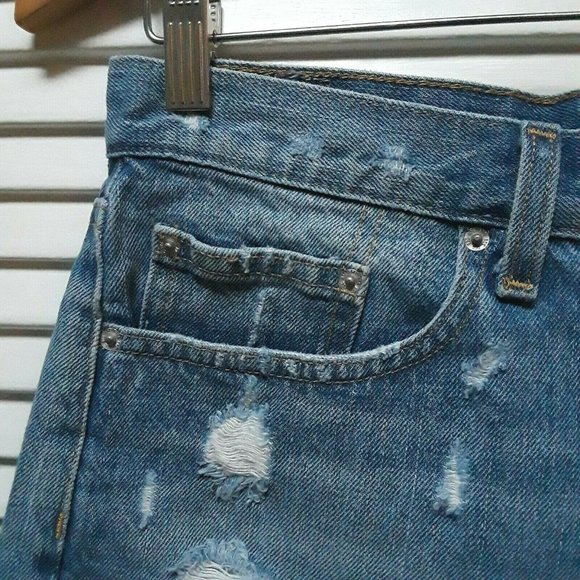 BDG Distressed Destructed Denim Jeans Blue Shorts Ripped Frayed Mid Rise Size 27 - Picture 7 of 12